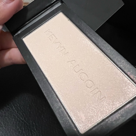 NEW Kevin Aucoin highlights/brushes/bronzer set - Picture 5 of 6